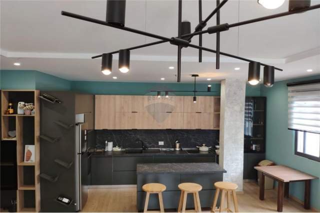 Tirane, jepet me qera Vile 2+1+BLK Kati 3, 150 m² 650 Euro (Don Bosko)