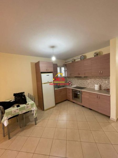 Sarande, jepet me qera apartament 1+1+BLK Kati 2, 65 m² 240 Euro (Rruga "GJerg Arianiti")