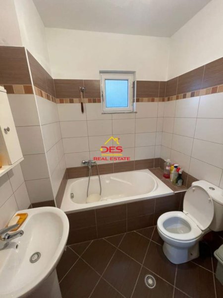 Sarande, jepet me qera apartament 1+1+BLK Kati 2, 65 m² 240 Euro (Rruga "GJerg Arianiti")