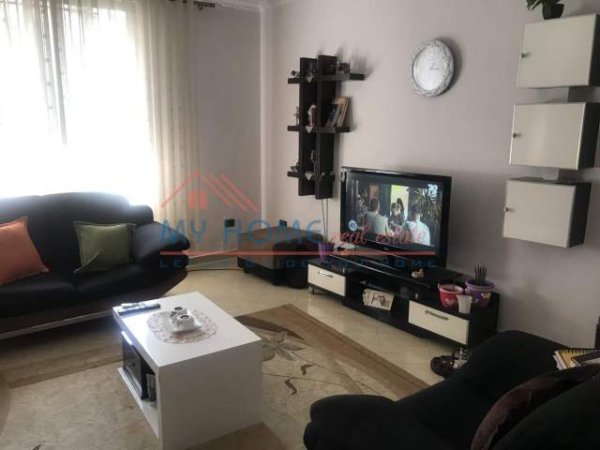 Tirane, jepet me qera apartament 2+1+A+BLK Kati 2, 100 m² 450 Euro (Vasil Shanto)