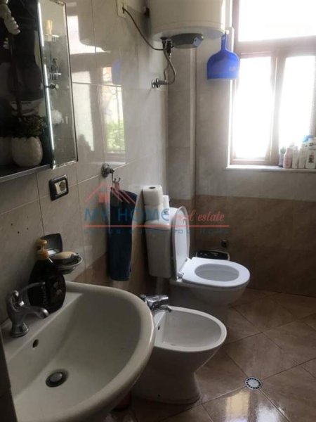 Tirane, jepet me qera apartament 2+1+A+BLK Kati 2, 100 m² 450 Euro (Vasil Shanto)