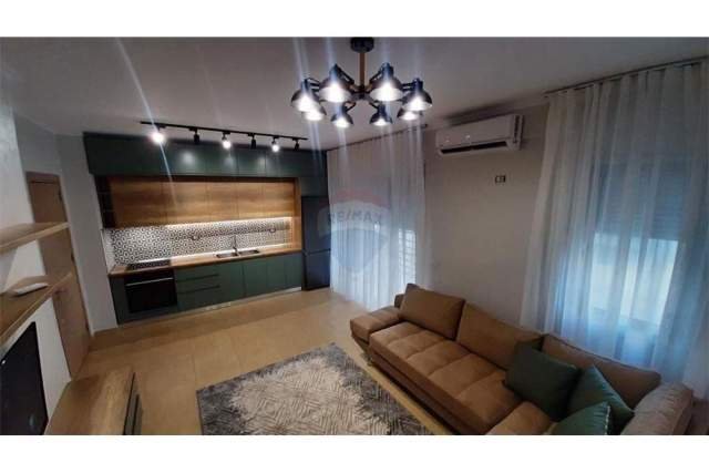 Tirane, jepet me qera apartament 1+1+BLK Kati 3, 65 m² 400 Euro (Tregu i Madh)