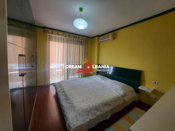 Tirane, jepet me qera apartament 2+1+BLK Kati 9, 100 m² 600 Euro (Komuna e Parisit,)