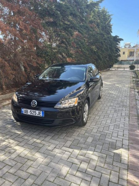 Durres, shes makine Volkswagen Jetta Viti 2012, 7.100 Euro