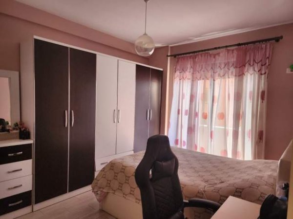 Tirane, jepet me qera apartament 2+1+A+BLK Kati 5, 100 m² 400 Euro (rruga teodor keko)