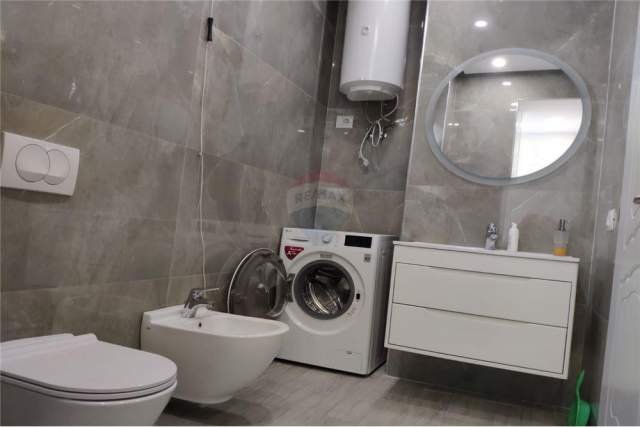 Tirane, jepet me qera apartament 2+1+A+BLK Kati 3, 150 m² 600 Euro (Rr. Jordan Misja)