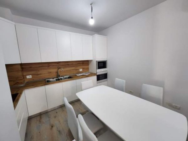 Tirane, jap me qera apartament 2+1+BLK Kati 2, 107 m² 550 Euro (unaza e re)