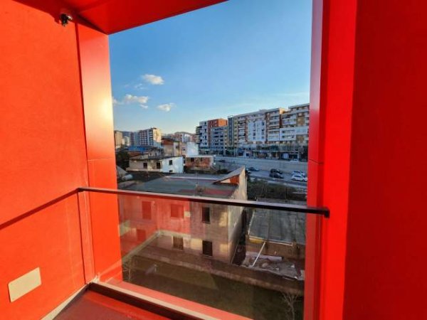 Tirane, jap me qera apartament 1+1+BLK Kati 2, 64 m² 450 Euro (unaza e re)