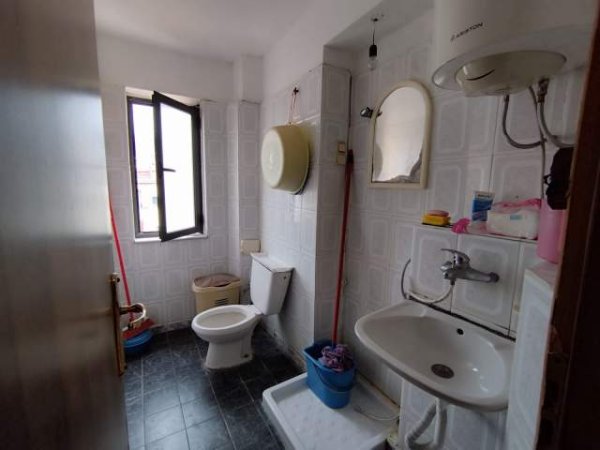Tirane, shitet apartament 2+1 Kati 6, 75 m² 80.000 Euro (Gjimnazi Partizani)