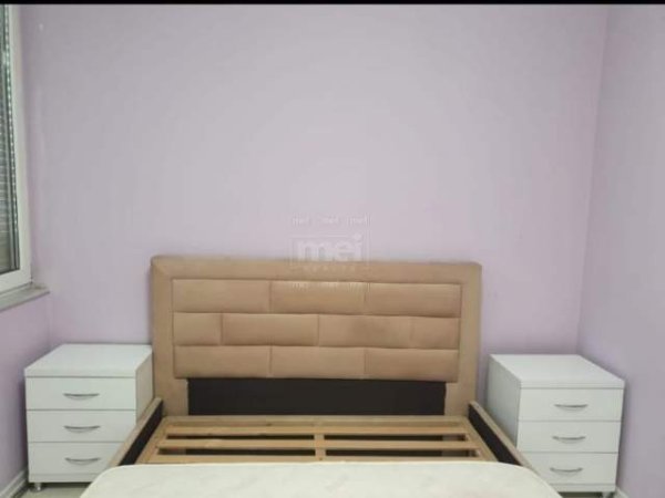 Tirane, jepet me qera apartament 1+1 60 m² 400 Euro (Rruga e Elbasanit)