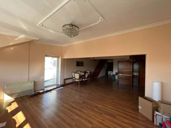 Tirane, shitet apartament 4+1+BLK 285 m²  (bllok)