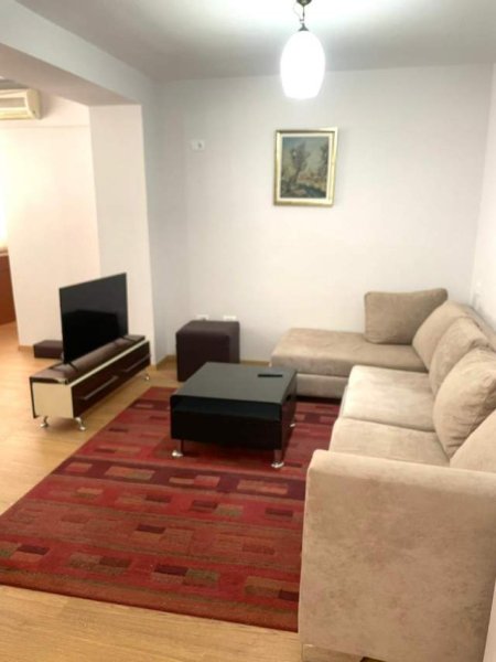 Tirane, jap me qera apartament 1+1 Kati 2, 70 m² 470 Euro (Liqeni artificial)