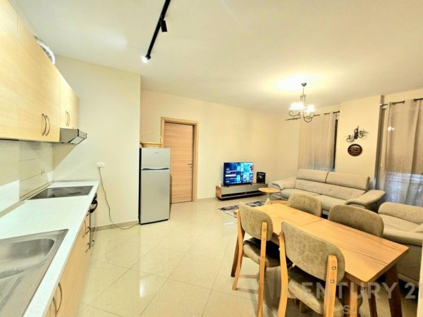 Tirane, jepet me qera apartament 2+1 Kati 2, 85 m² 650 € (LIQENIT TE THATE)
