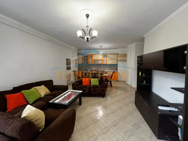 Tirane, shitet apartament 2+1 Kati 4, 103 m² 165.000 € (Kodra e Diellit, Tiranë)