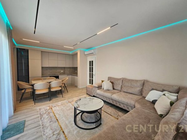 Tirane, jepet me qera apartament 2+1 Kati 5, 105 m² 800 € (KOPSHTIT BOTANIK)