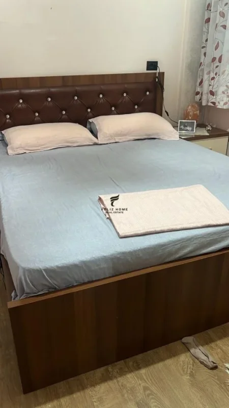 Tirane, jepet me qera apartament 2+1+Ballkon Kati 2, 85 m² 600 € (KOMUNA E PARISIT)