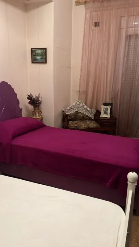 Tirane, jepet me qera apartament 2+1+Ballkon Kati 2, 85 m² 600 € (KOMUNA E PARISIT)