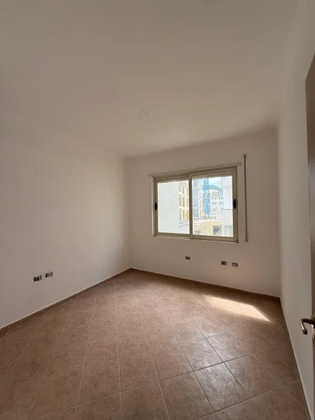 Shqiperi, shitet apartament 2+1 Kati 4, 100 m² 222.000 € (LIQENI I THATE)