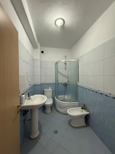 Shqiperi, shitet apartament 2+1 Kati 4, 100 m² 222.000 € (LIQENI I THATE)