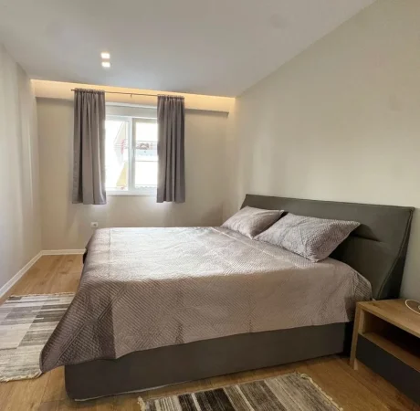 Tirane, shitet apartament Kati 3, 93 m², Liqeni i Thate