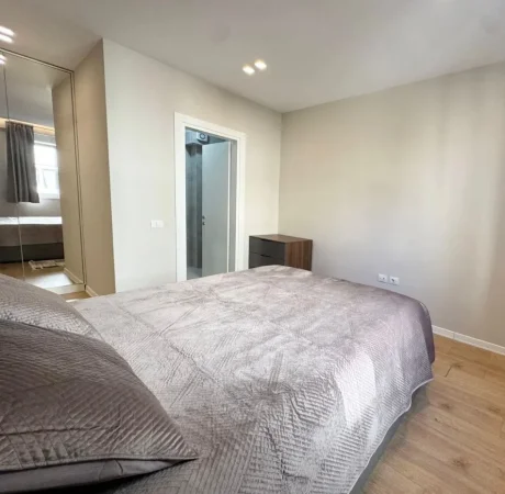 Tirane, shitet apartament Kati 3, 93 m², Liqeni i Thate
