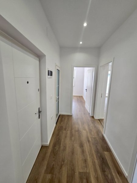 Tirane, shitet apartament 2+1+Aneks+Ballkon Kati 4, 75 m² 185.000 € (Myslym Shyri)