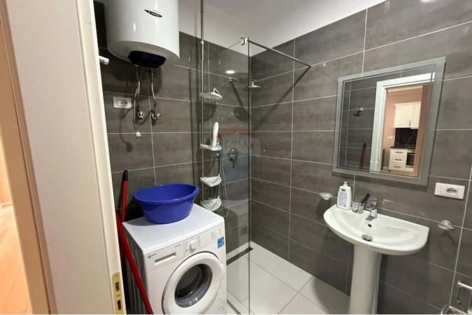 Tirane, jepet me qera apartament 1+1 , 70 m² 500 € (Astir)