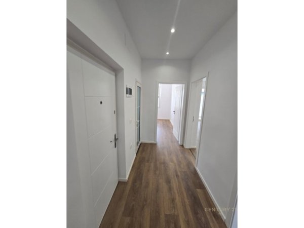 Tirane, shitet 2+1 Kati 4, 75 m² 185.000 € 