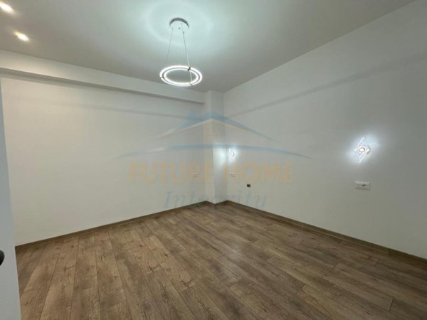 Tirane, shitet apartament 2+1 Kati 3, 192.000 € 