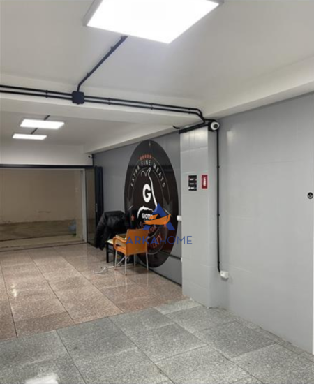 Tirane, jepet me qera ambjent biznesi Kati 0, 65 m² 750 € (LIQENI I THATE)
