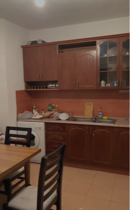 Tirane, jap me qera apartament 2+1+Ballkon Kati 7, 80 m² 480 € (Don Bosko, prane Viva Market)