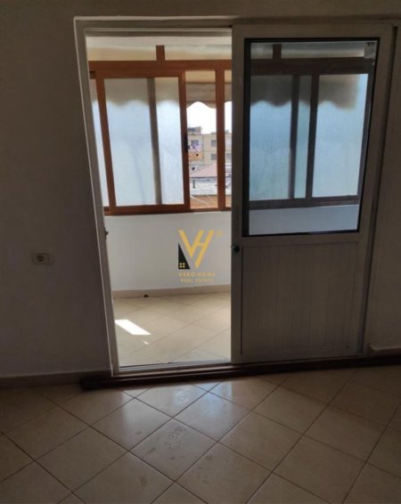 Tirane, shitet apartament 1+1+Ballkon Kati 4, 65 m² 95.000 € (ALLIAS)