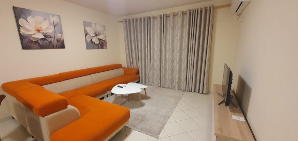 Tirane, jepet me qera 2+1+Ballkon Kati 4, 105 m² 500 € (Astir)