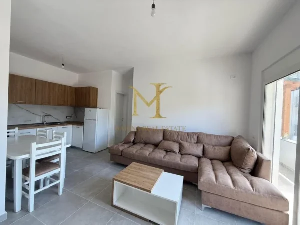 Durres, shes apartament 1+1 Kati 3, 69 m² (Plazh Iliria)