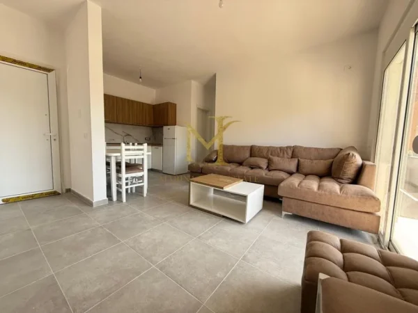 Durres, shes apartament 1+1 Kati 3, 69 m² (Plazh Iliria)
