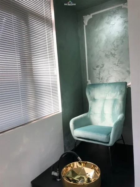 Tirane, jepet me qera dyqan Kati 0, 60 m² 600 € (BRRYLI)