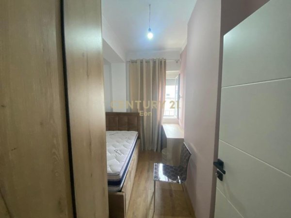 Durres, jepet me qera apartament 2+1 Kati 4, 62 m² 400 € (Aleksander Goga Durres)