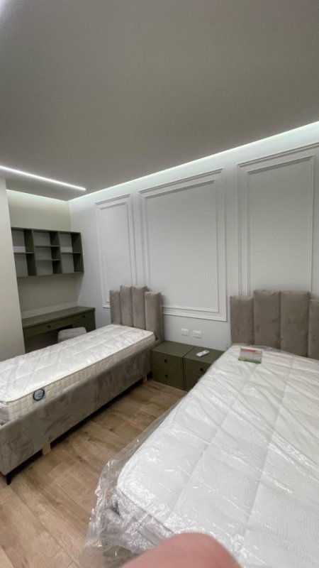 Tirane, jepet me qera apartament 2+1 Kati 2, 120 m² 1.800 € (LIQENI I THATE)