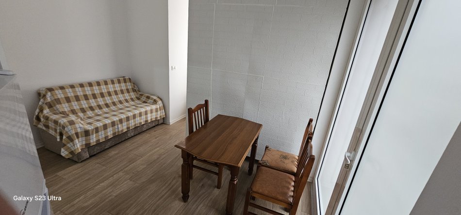 Tirane, jap me qera apartament 1+1 Kati 0, 35 m² 260 € (Kompleksi Magalen 21.)