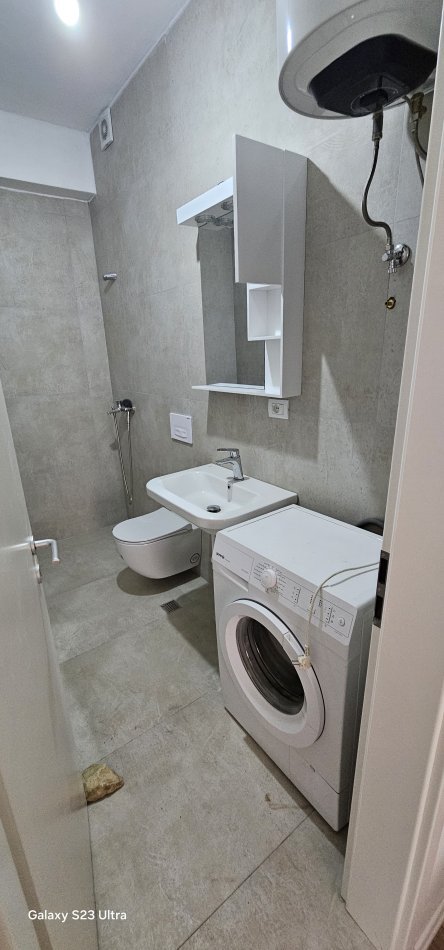 Tirane, jap me qera apartament 1+1 Kati 0, 35 m² 260 € (Kompleksi Magalen 21.)