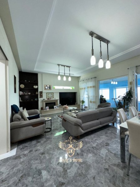 Durres, shes apartament 4+1+Aneks+Ballkon Kati 14, 225 m² (vollga)