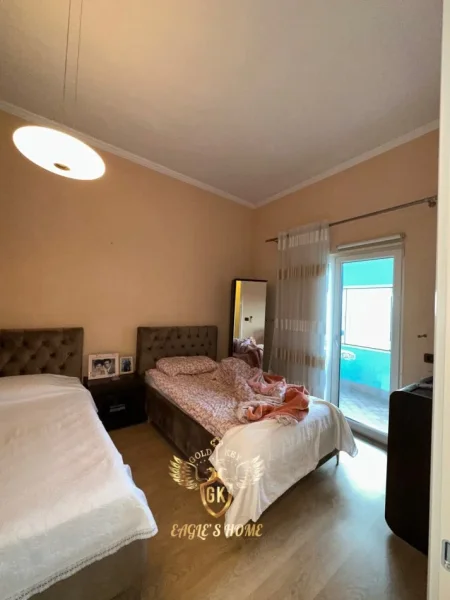 Durres, shes apartament 4+1+Aneks+Ballkon Kati 14, 225 m² (vollga)