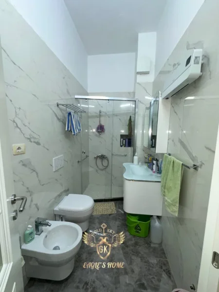 Durres, shes apartament 4+1+Aneks+Ballkon Kati 14, 225 m² (vollga)