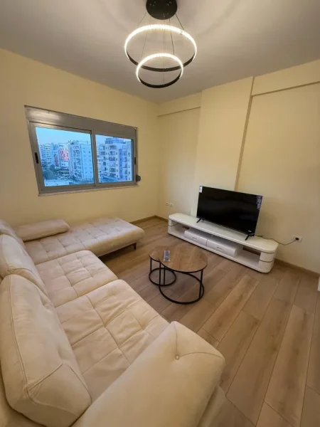 Tirane, shitet apartament 2+1+Ballkon , 107 m² 135.000 € (Astir, Unaza e Re)