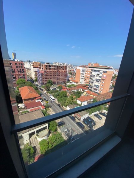 Tirane, jepet me qera garazh | post parkimi 1+1+Ballkon Kati 7, 72 m² 650 € (Riza Cerova)