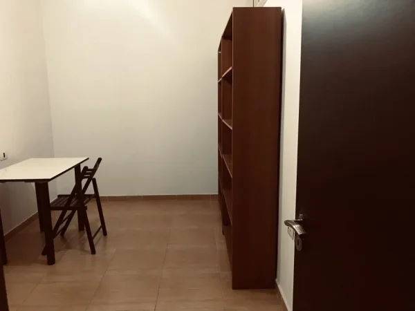 Tirane, jepet me qera apartament 2+1 Kati 5, 69 m² 65 000 Lek te reja (Don Bosko)