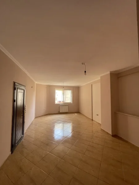 Tirane, jepet me qera apartament 2+1+Aneks+Ballkon Kati 5, 110 m² 330 € (Besim Alla)