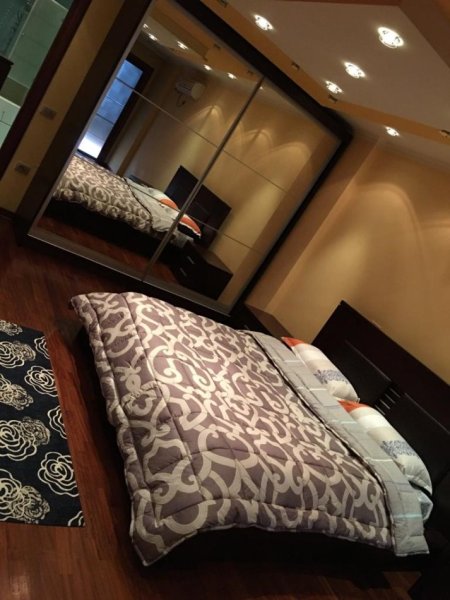 Tirane, jepet me qera apartament duplex Dublex Kati 5, 120 m² 750 € (Ekspozita)