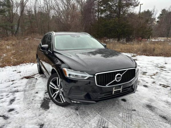 Tirane, shes makine Volvo XC60 viti 2018 Benzin, e zeze automatik Kondicioner 150.000 km 1 €