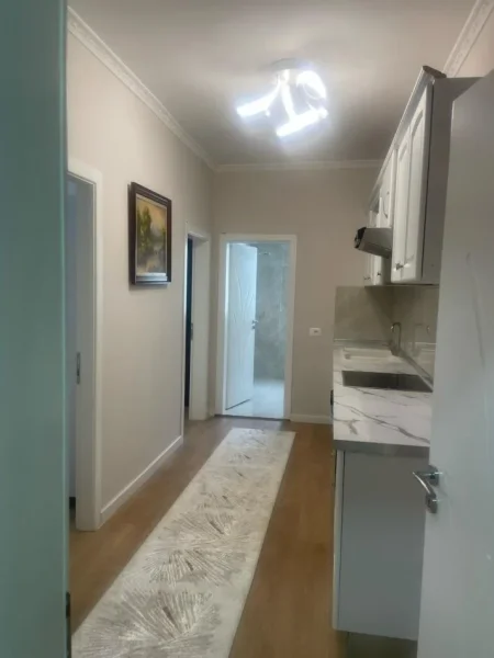 Tirane, shitet 2+1 Kati 3,